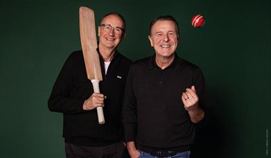 A picture of cricketers Phil Tufnell and Jonathan Agnew