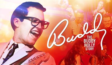 A picture of an actor portraying Buddy Holly